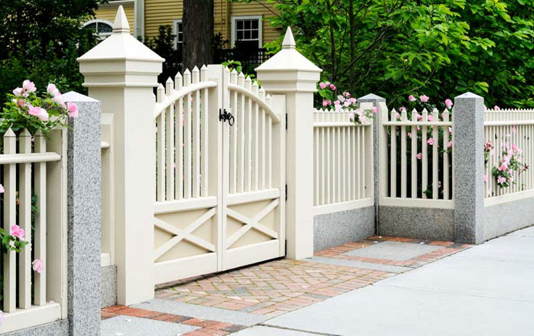 Fencing Services in  Brooklyn, NY